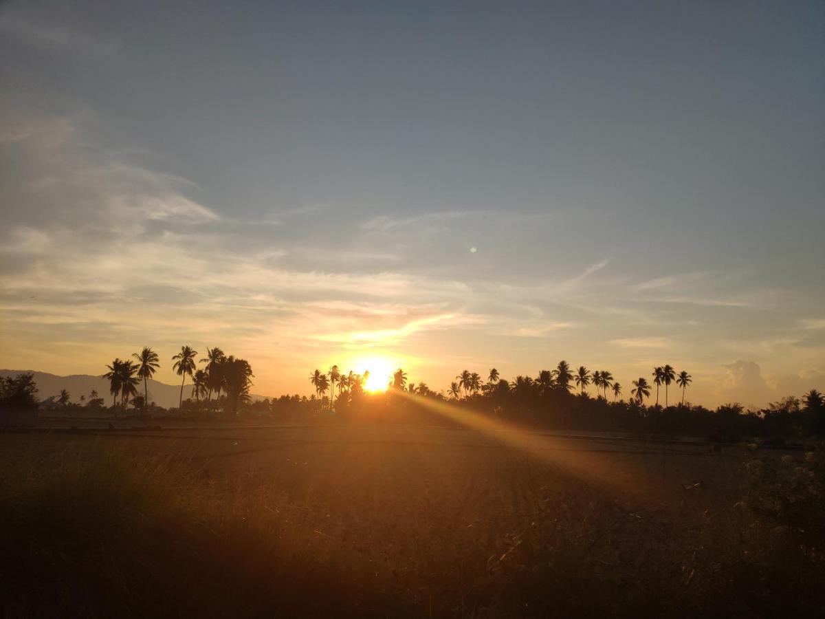 Sunset Homestay By Harry & Mimin Telaga المظهر الخارجي الصورة